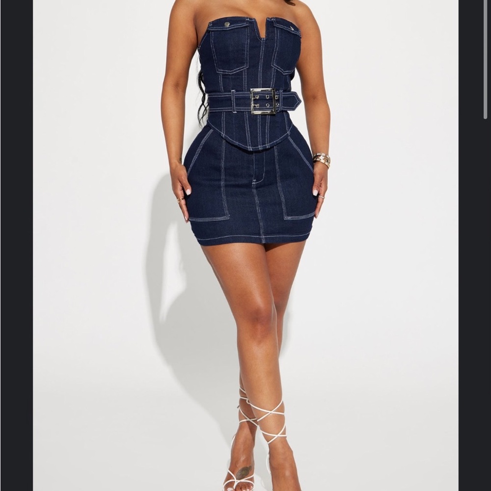 Fashion Nova Dark Blue Strapless Denim Mini Dress with Belt